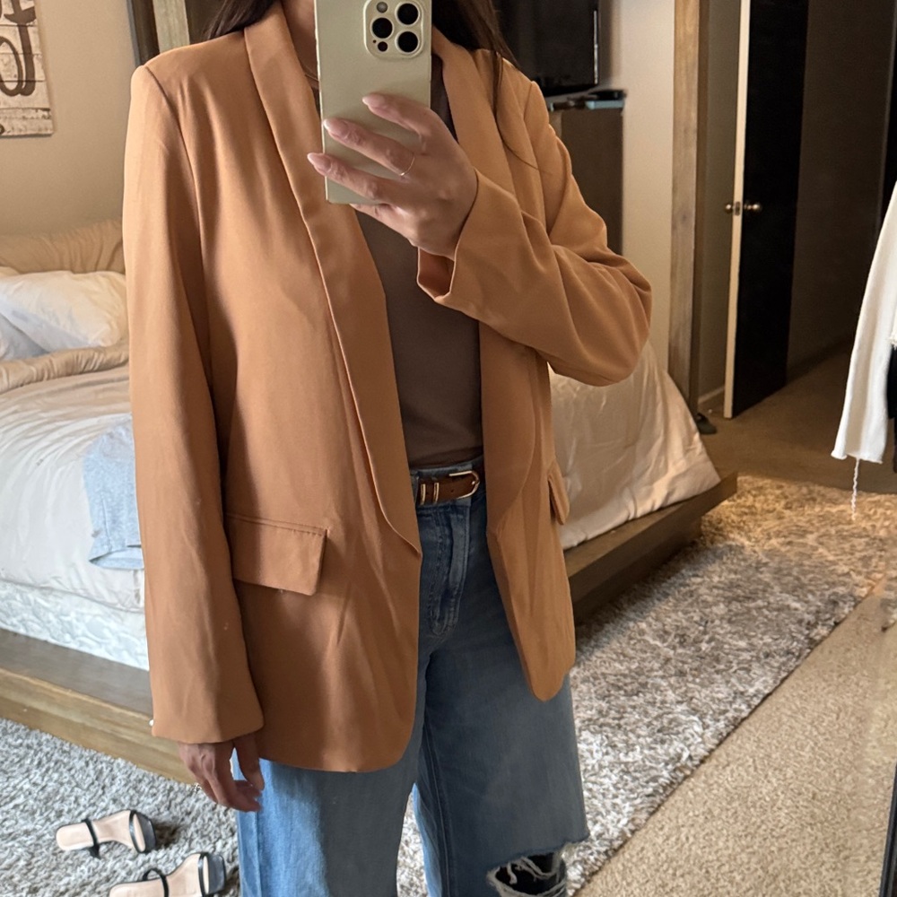Women's Tan Blazer